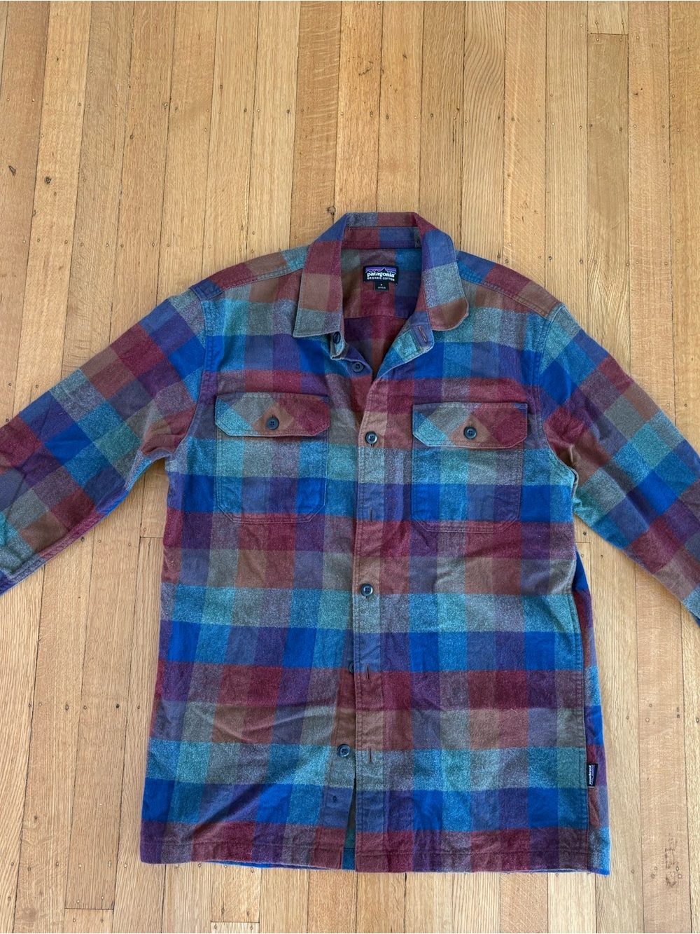 Patagonia Blue & Burgundy Plaid Lightweight Overshirt